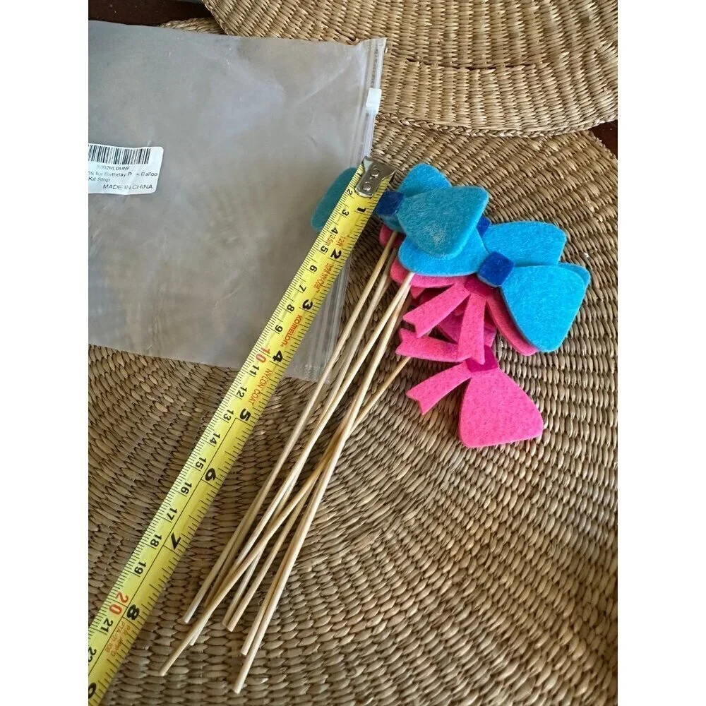 Felt Bow Photo Booth Props – Pink & Blue (10-Pack)